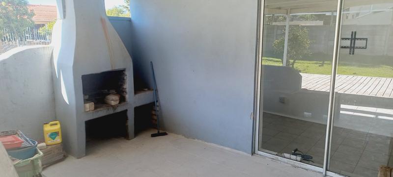 To Let 3 Bedroom Property for Rent in Humansdorp Eastern Cape